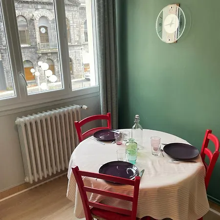 Apartament Agreable Au Coeur Du Mont-dore *